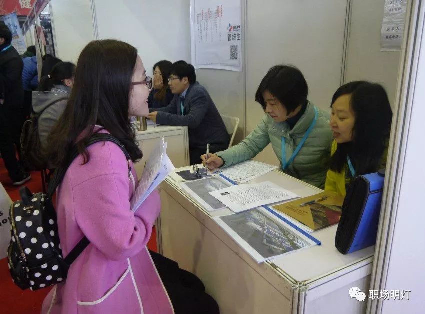 面试官:"利"加一笔是什么字?给你十秒时间!求职者:只要2秒