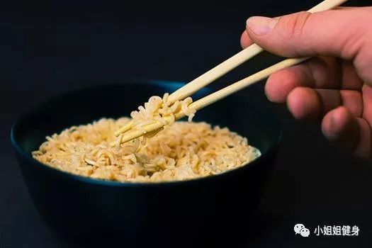 这7种食物减脂期必须要戒掉！有你爱吃的吗？