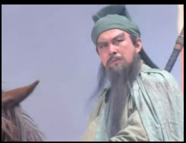 的年代,当时汉室衰微,朝政由董卓操纵,地方上张氏三兄弟掀起黄角大军