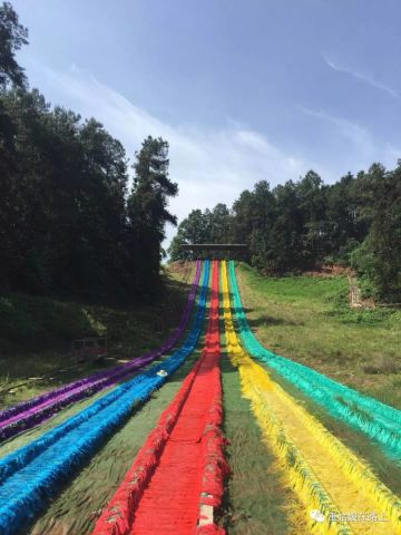 来迎龙峡看玻璃桥、遇见侠客,比武招亲去!