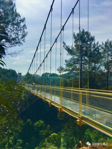 来迎龙峡看玻璃桥、遇见侠客,比武招亲去!