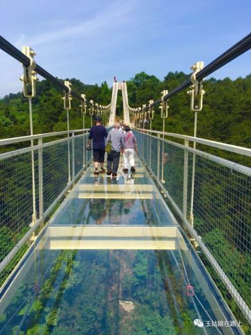 来迎龙峡看玻璃桥、遇见侠客,比武招亲去!