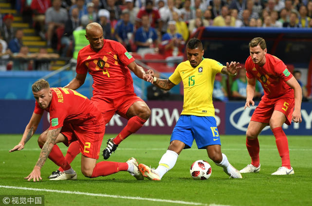 保利尼奥+巴萨双赢!恒大争中超8连冠最后拼图