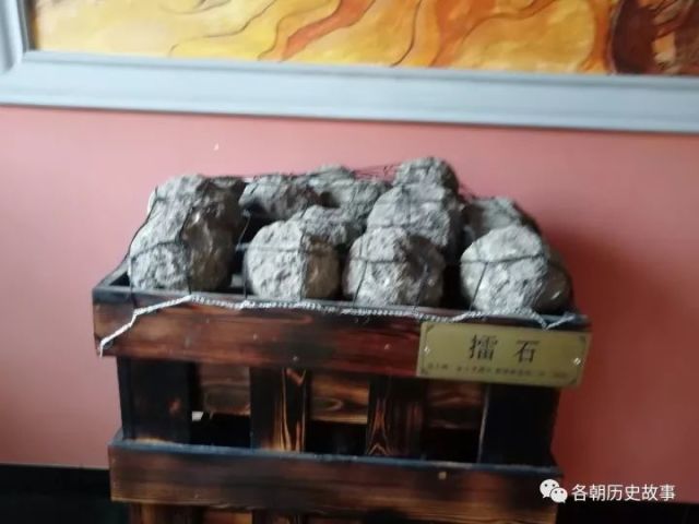 金上京女装网上专卖?哈尔滨有金上京女装品牌的吗-第2张图片-潮百科