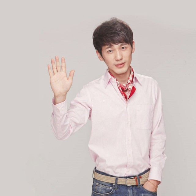 家庭背景强大的3位男明星白宇在列林俊杰上榜最牛的是他