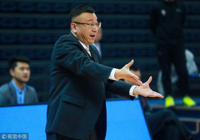 青岛新帅范斌队长孙杰已离队内外援正接洽中