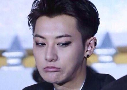 表情包男孩,美国的叫Gavin,韩国的叫宋民国,中