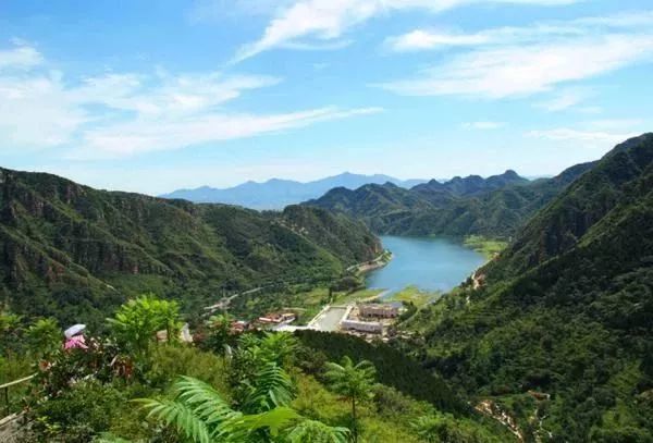 薊州八仙山這邊,就屬海鵬農家院離景區近,還能採摘水果吃農家飯