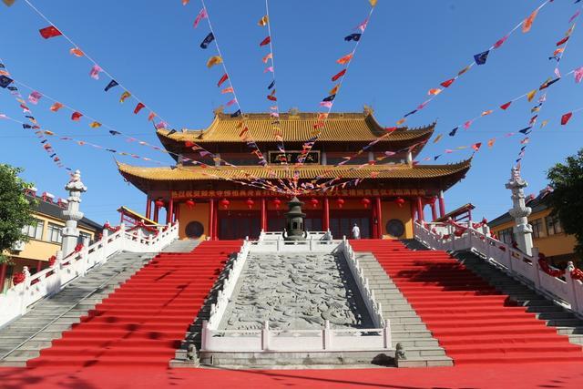 海安如來寺舉行佛陀真身舍利祈福瞻禮盛會暨大寶樓閣奠基儀式