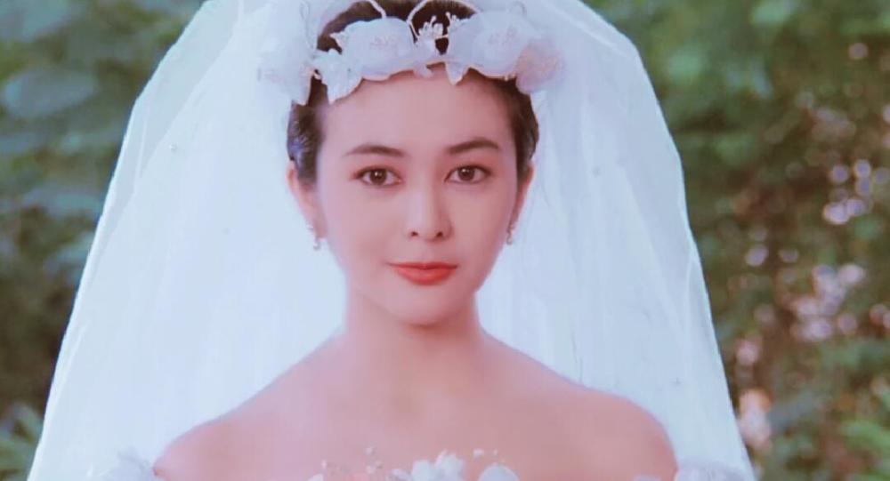 李嘉欣婚纱_刘德华李嘉欣婚纱(3)