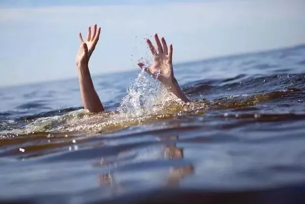 悲剧!信阳五人下河游泳,一名大人四名学生均不幸溺亡!