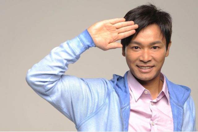 老婆是西游记中红孩儿?两次演"傻子"获视帝的男星,今十分幸福