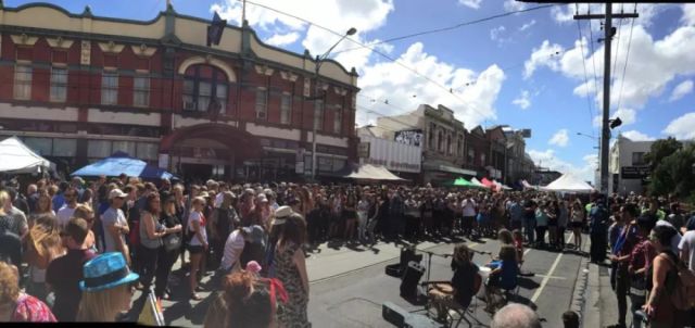 澳洲少年四兄弟乐队爆红:天生爱摇滚