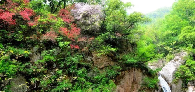 洛陽欒川白馬潭景區