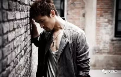 纹身具有什么魔力,让胡歌都整上花臂