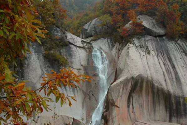 洛阳栾川蟠桃山风景区