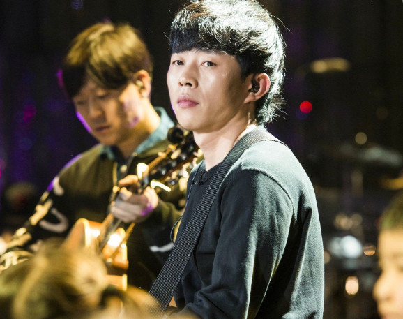 赵磊的吉他,陈粒的走马花粥的流氓,民谣界故事