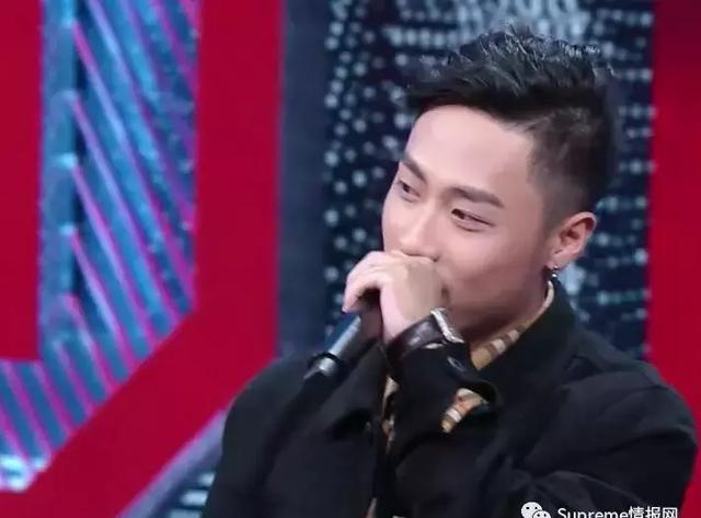 《我国新说唱》选手里没想到她穿的鞋最贵!