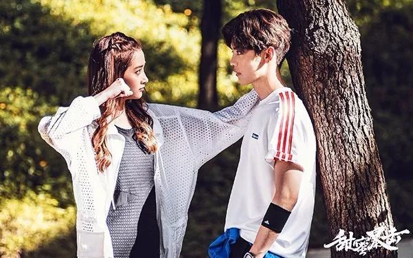 鹿晗竟也成格斗冠军?他真的侮辱了格斗吗?