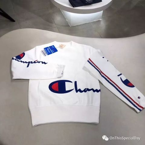 你和明星之间其实只差一件champion