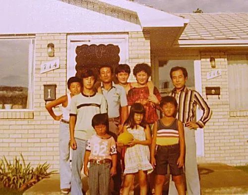 女版林永健吴珊卓入围艾美奖创下亚裔纪录 吴