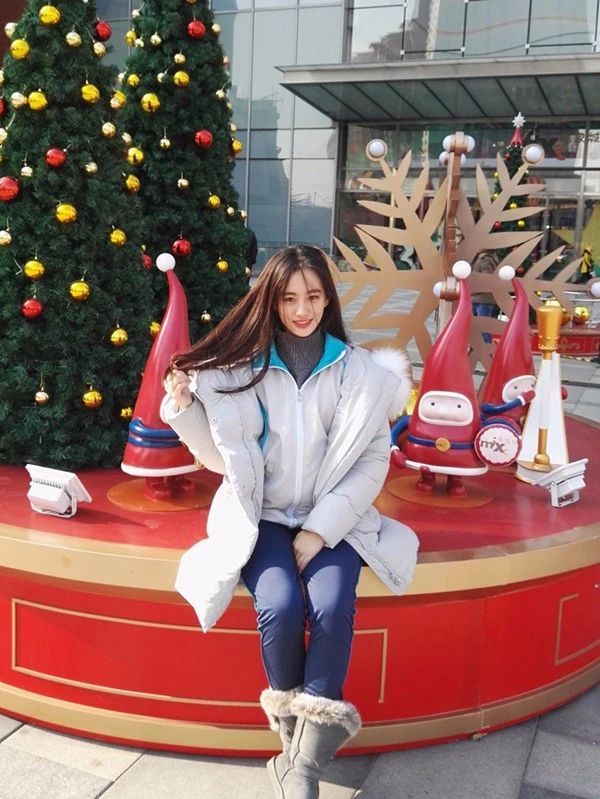 宋祖儿北电新同学曝光,美女云集,即将要火?