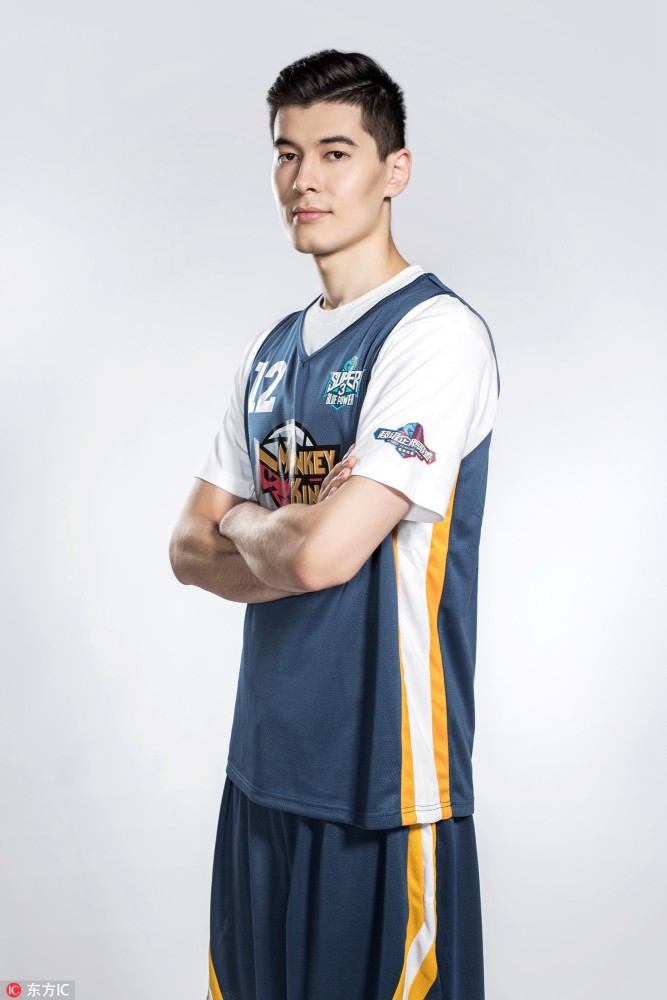 阿不都沙拉木曾酷爱足球 新疆三井寿夏联获历练