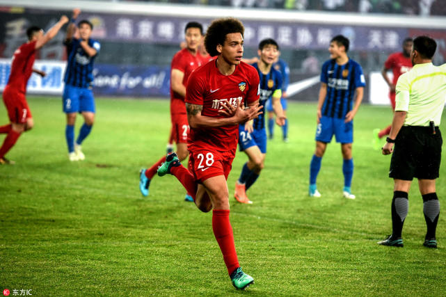 维特塞尔或白菜价加盟多特 低价抢人恐开不好