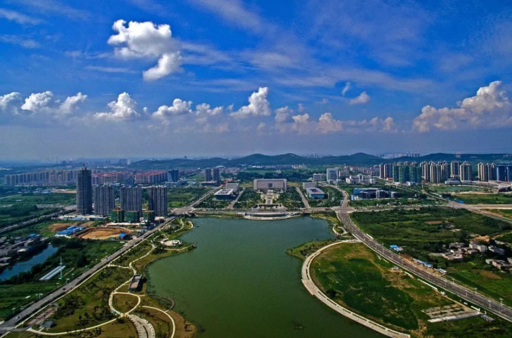 市防范化解重大风险工作领导小组会议召开|淮