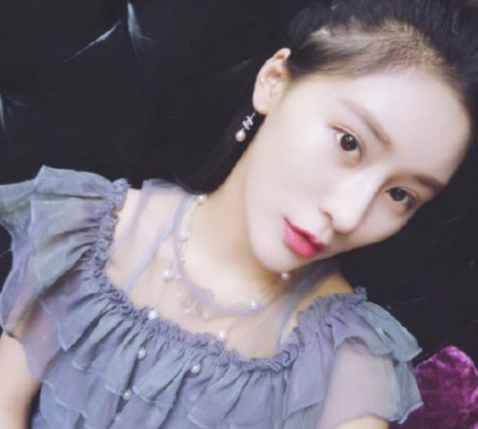 《变形记》一对奇葩主人公,产生了"爱"的火花,导演劝都劝不住