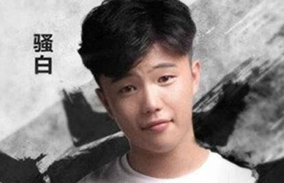 斗鱼迎来超级王者荣耀主播纯白!首秀露出真容,颜值让粉丝心动