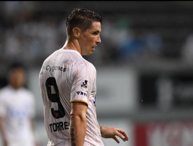 坐日系车吃佐贺牛 揭秘托雷斯在日本鸟栖的生