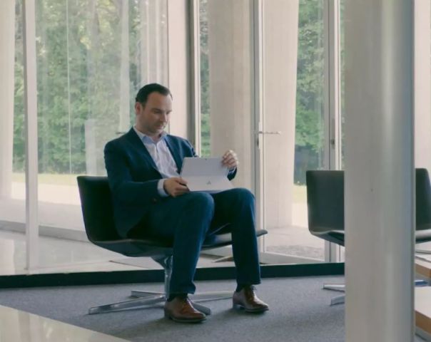 让保险业爱上 Surface,你只需要这几个理由