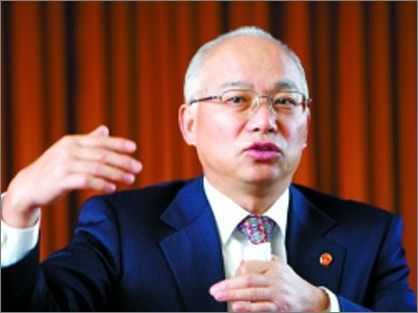 温刚接替尹家绪出任中国兵器工业集团董事长