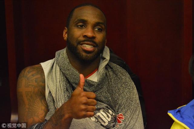 鲁媒:山东启动劳森优先续约权 意在让他打不了