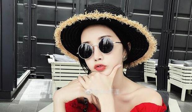 中国最火十大网红揭秘,西瓜妹垫底,莉哥排第三