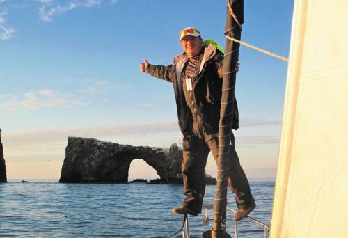 大连环球航海第一人 两年驾驶帆船实现环球梦想