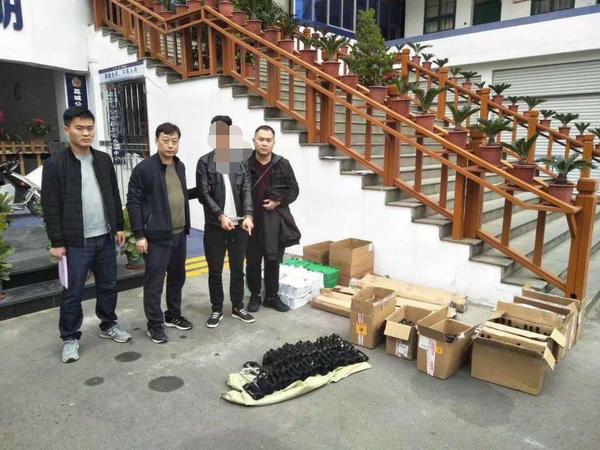 开封警方破获一起制售仿真枪大案!涉及21省份13名嫌犯落网