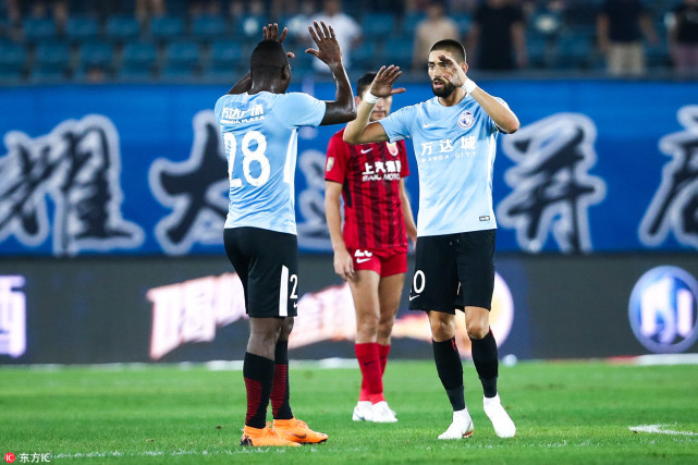 中超英雄第16轮评选:最强保利尼奥PK王大雷