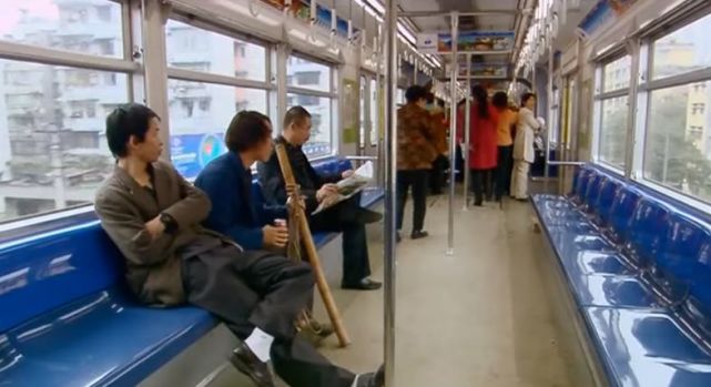 低成本并不意味着粗制滥造,《疯狂的石头》你