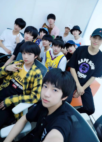 网曝tf2代团将于八月底出道,队长颜值逆天,5人团最小的只有十二岁