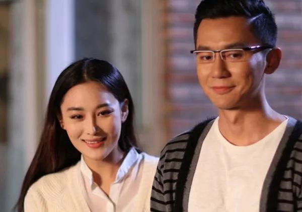 作为模特出身的张馨予身材比较好被誉为"性感女神,并不是表演系专业