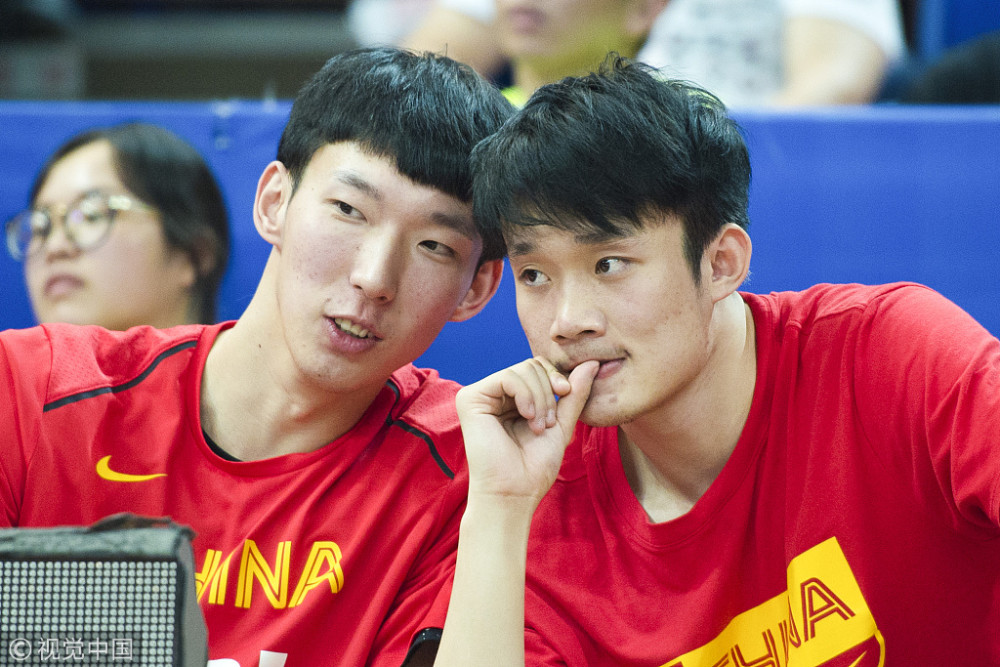 周琦丁彦雨航美国面基 网友:小丁佩琦正在约