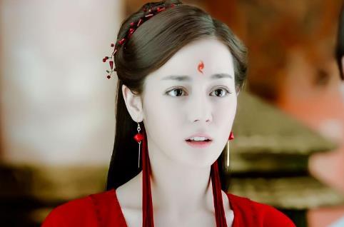 郑爽的替身,唐嫣的替身,热巴的替身,差别不言而