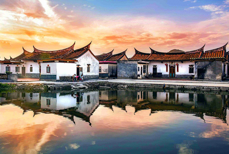 福建这座水上古村落,红砖古厝群如迷宫,建筑格局几百年都没变