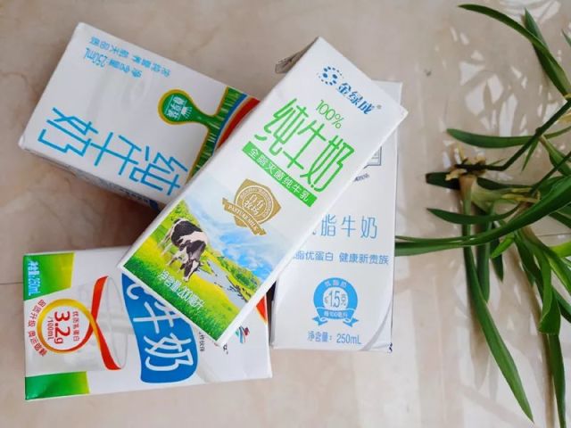 高级营养师金堰妈教您如何测评牛奶