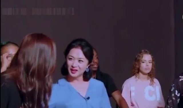 迪丽热巴不会跳舞只会转圈?金星一句话说出真