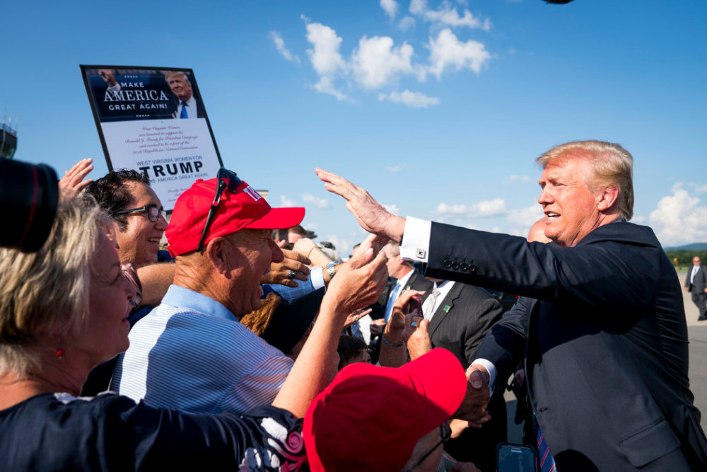 特朗普视察美国坦克工厂:打得过中国和俄罗斯