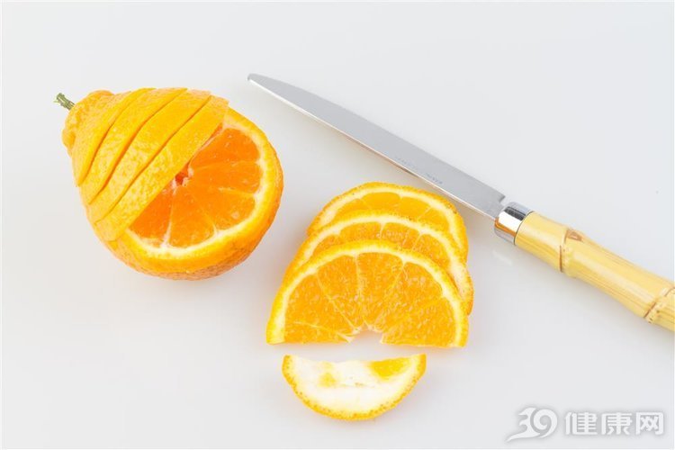 身上的痣有这5个变化,很明显,这是皮肤癌在向