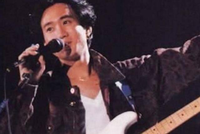 黄家驹《情人》不是写单纯的男女感情,真正含